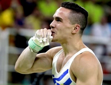 Τα μηνύματα του πολιτικού κόσμου για τον Λευτέρη Πετρούνια (φωτό)